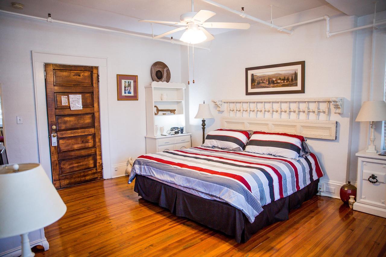 Bed and Breakfast The Henderson Hendersonville Exterior foto